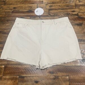 Princess Polly Shorts baige size:12